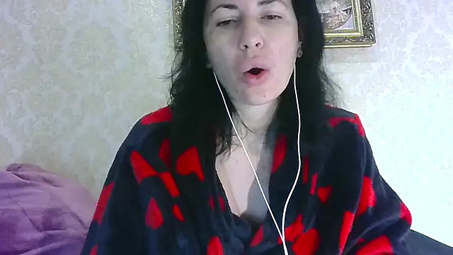 StunnigArt online show from 11-21-25, 02:32