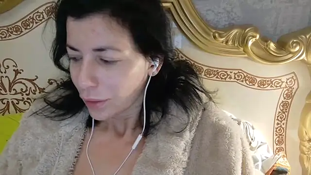 StunnigArt online show from 04-21-26, 01:42