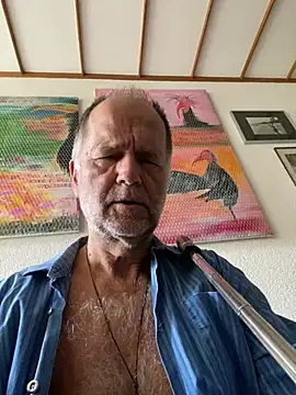artXhibitor online show from 05-16-26, 06:43