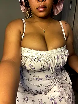 YellowHoneyDip online show from 11-13-25, 06:45