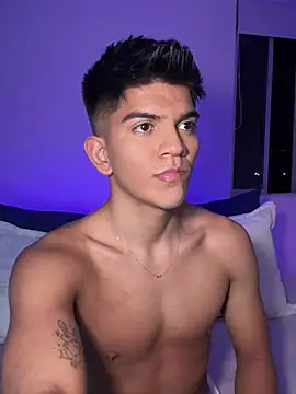 santiago 01 online show from 01-22-25, 03:41