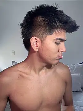 santiago 01 online show from 02-23-25, 02:14