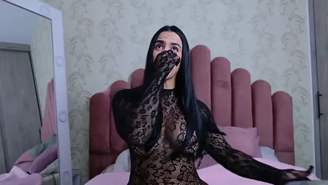 Bella Fior online show from 10-25-25, 01:24