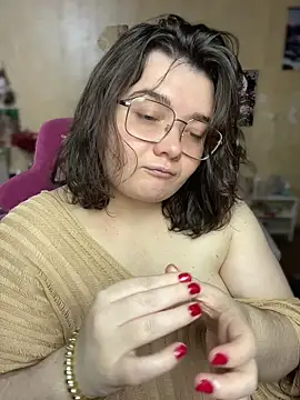 DenisHailey online show from 07-17-26, 06:02