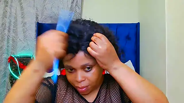 THESHORTQUEEN online show from 01-05-26, 06:33