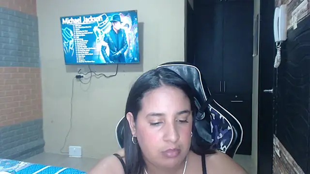 Snapshot of KathyHardcore69 chatting on 06-07-26, 02:05 KathyHardcore69 online show from 06-07-26, 02:05