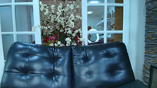 miss  pamela online show from 11-19-25, 11:10