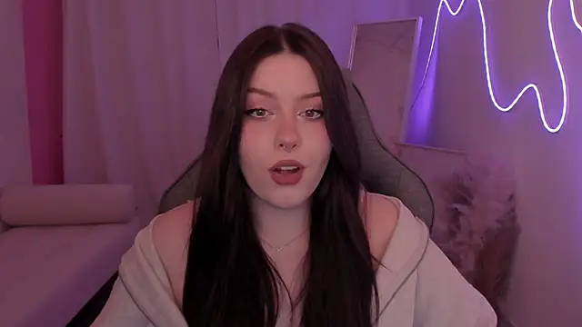 CoralineKeyns online show from 02-03-26, 06:40