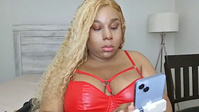 Carmen Cream online show from 11-07-25, 07:30