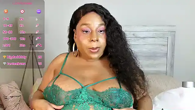 Carmen Cream online show from 06-14-26, 07:54