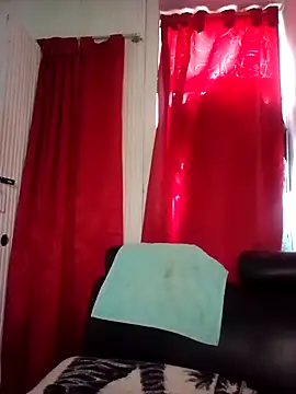 Cameron puppy online show from 09-18-25, 03:47