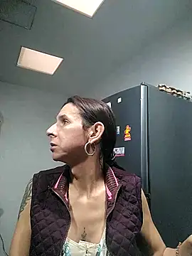 Cameron puppy online show from 06-07-26, 10:13