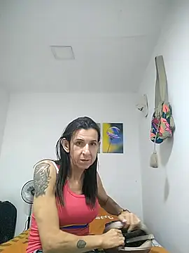 Cameron puppy online show from 07-04-26, 01:56