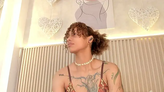 daiana curly online show from 07-29-26, 08:18