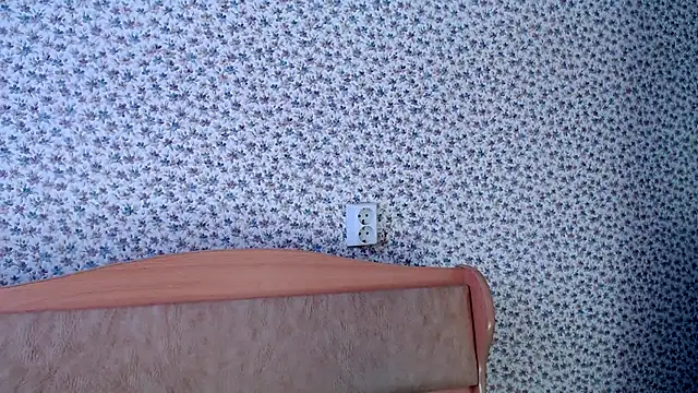 Snapshot of Tinadream20 chatting on 09-12-25, 07:19 Tinadream20 online show from 09-12-25, 07:19