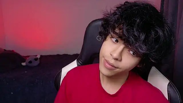 Alan26  online show from 04-17-26, 01:08