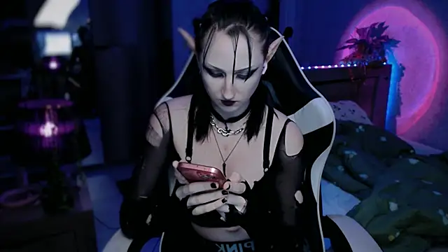 Snapshot of Rory_Pink chatting on 07-01-26, 06:29 Rory Pink online show from 07-01-26, 06:29