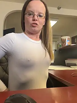 Snapshot of yanks28@xh chatting on 02-28-25, 06:31 yanks28xh online show from 02-28-25, 06:31