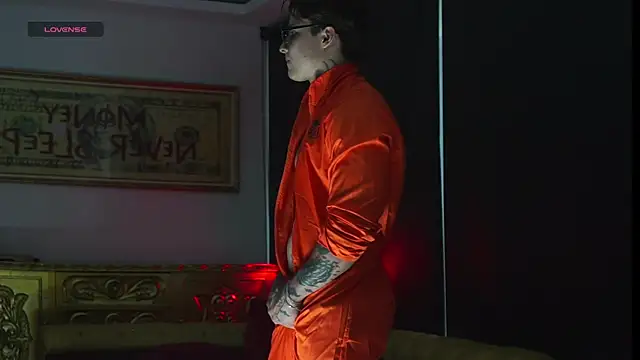 dantecoppolaa  online show from 10-30-25, 10:32