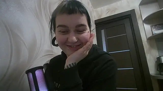 MoorderxDoll online show from 12-23-24, 10:55