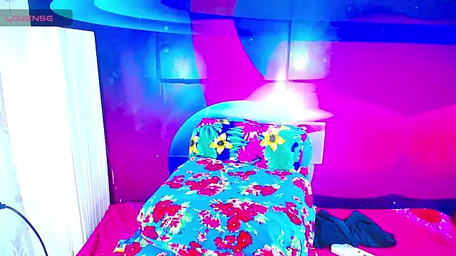 Cristalxxts online show from 04-04-26, 06:27