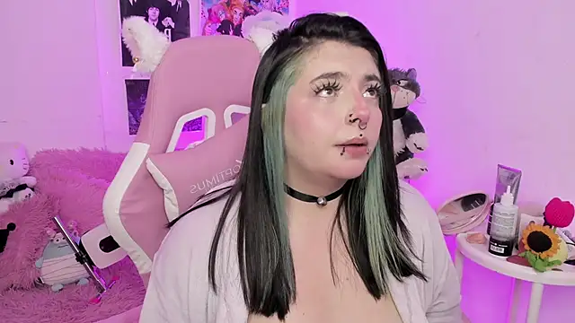 Sachi Meow online show from 12-17-25, 05:41