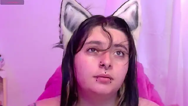 Snapshot of Sachi_Meow chatting on 06-23-26, 07:12 Sachi Meow online show from 06-23-26, 07:12