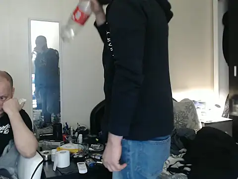 Terizizz online show from 04-15-26, 05:31