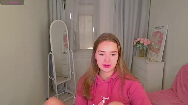 LovelyJessie online show from 11-24-25, 01:55