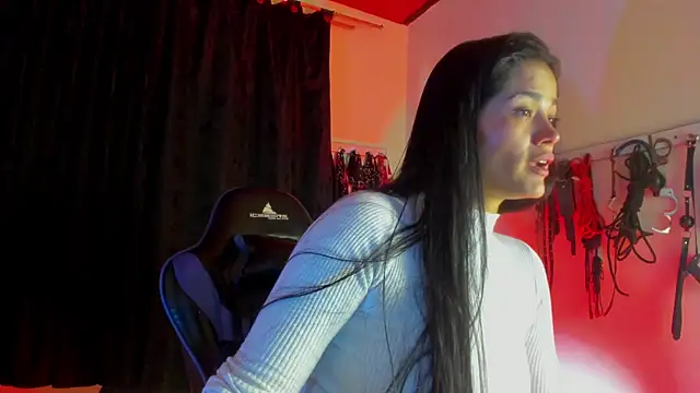 scarlet-kennedy98 online show from 11-07-25, 06:52