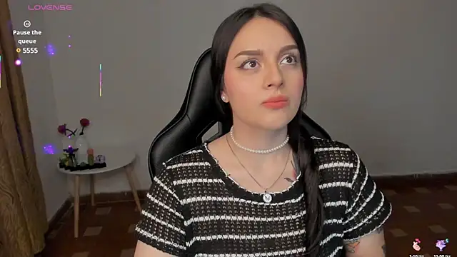 Snapshot of anaveleeez chatting on 02-06-25, 07:13 anaveleeez online show from 02-06-25, 07:13