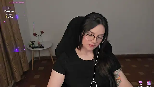 Snapshot of anaveleeez chatting on 03-01-25, 04:37 anaveleeez online show from 03-01-25, 04:37