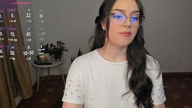 Snapshot of anaveleeez chatting on 03-13-25, 01:54 anaveleeez online show from 03-13-25, 01:54