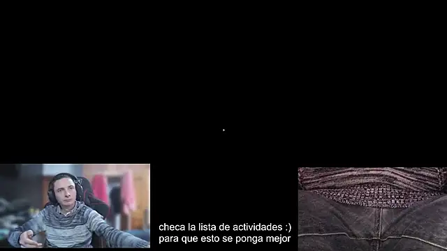 Snapshot of XxEnderxX chatting on 02-11-26, 09:42 XxEnderxX online show from 02-11-26, 09:42