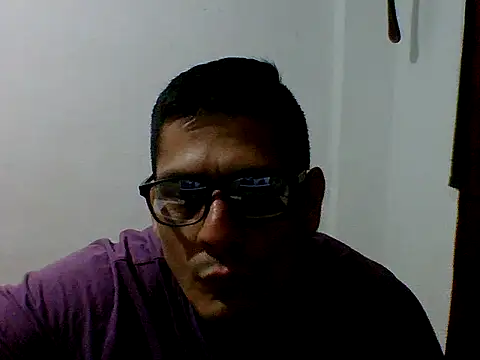 Yeyeyleidi online show from 04-30-26, 01:56