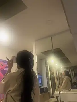 aangie  uwu online show from 02-25-25, 01:52