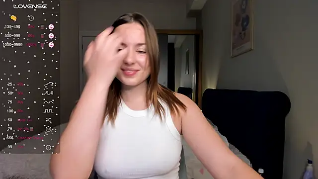 Snapshot of ThreeshaWhite chatting on 02-25-25, 05:04 ThreeshaWhite online show from 02-25-25, 05:04