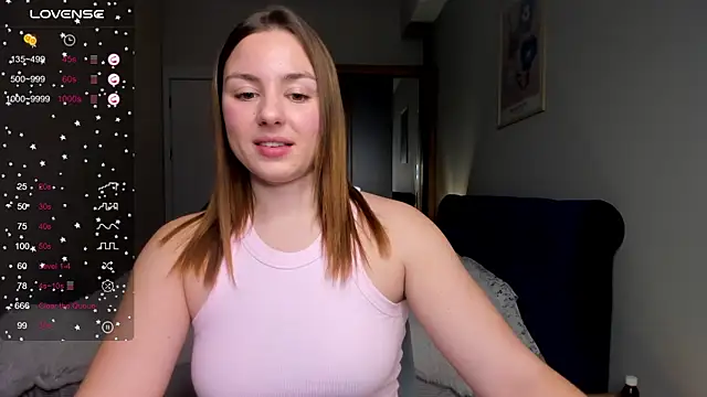 Snapshot of ThreeshaWhite chatting on 02-28-25, 04:31 ThreeshaWhite online show from 02-28-25, 04:31