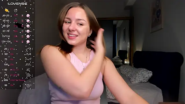 Snapshot of ThreeshaWhite chatting on 03-07-25, 06:13 ThreeshaWhite online show from 03-07-25, 06:13