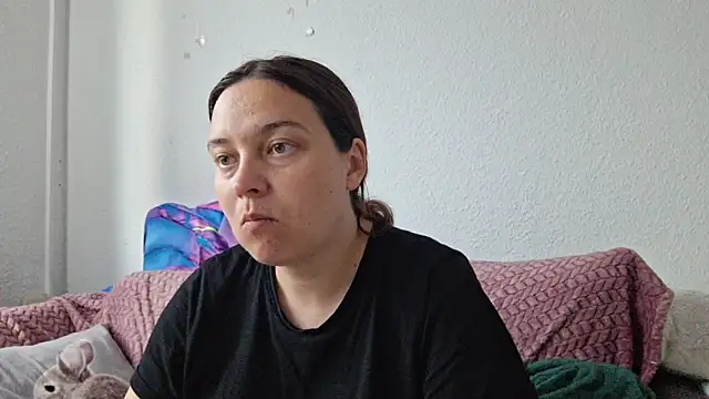 Cyndee Winter online show from 06-05-26, 04:45