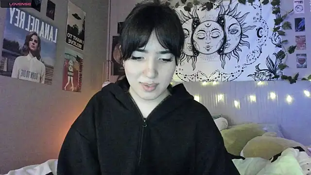 Anisawithlove online show from 12-26-24, 07:27