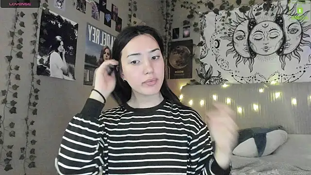 Anisawithlove online show from 03-21-25, 12:50