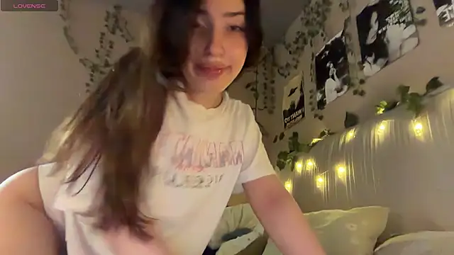 Anisawithlove online show from 07-28-26, 06:07
