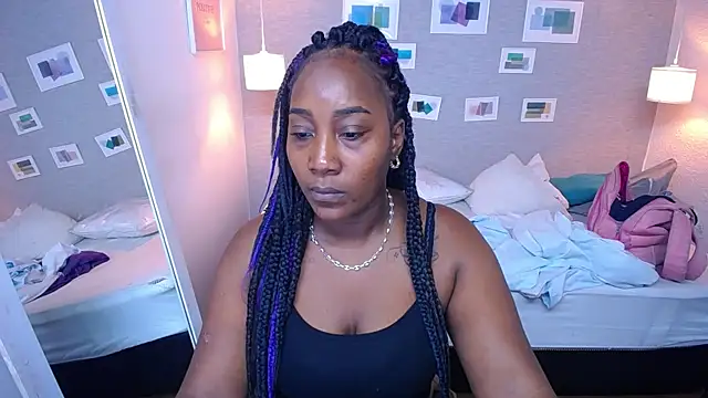 kiara evanss online show from 02-05-25, 08:04