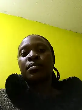 Snapshot of pretty_amaal chatting on 01-25-25, 04:46 pretty amaal online show from 01-25-25, 04:46