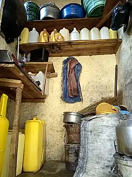 Snapshot of pretty_amaal chatting on 10-17-25, 07:22 pretty amaal online show from 10-17-25, 07:22