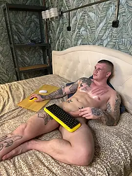 MrrKray online show from 02-22-25, 05:46