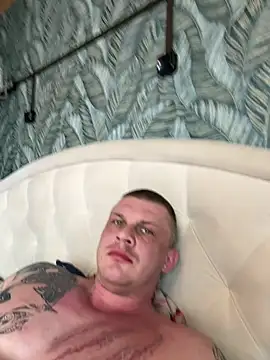 MrrKray online show from 02-26-25, 10:47