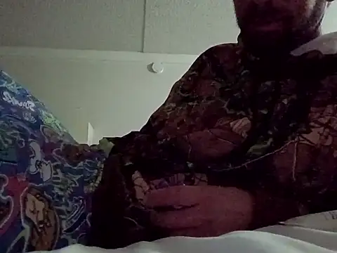 Treemandude online show from 10-30-25, 09:44