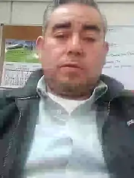 Manolete007x online show from 10-30-25, 10:32